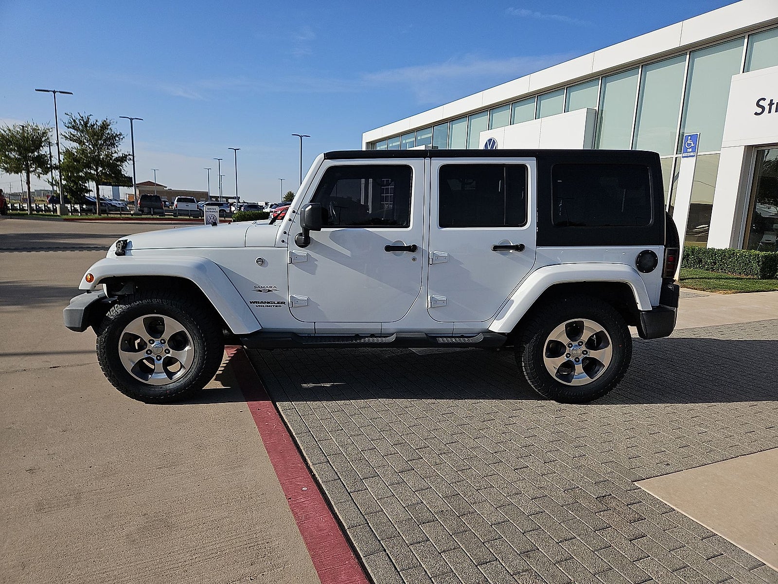 2017 Jeep Wrangler Unlimited Sahara 4x4