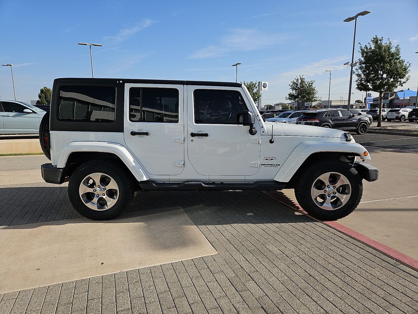 2017 Jeep Wrangler Unlimited Sahara 4x4