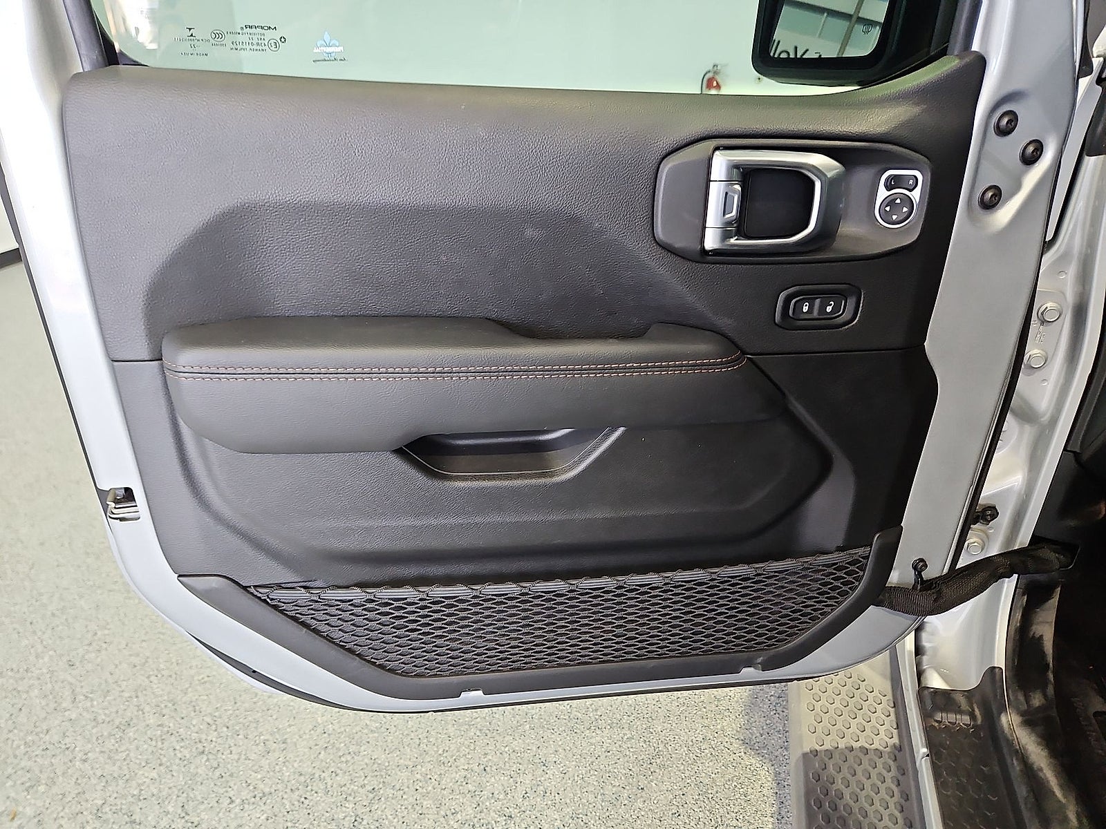 2022 Jeep Wrangler Unlimited Rubicon 392 - Photo 15
