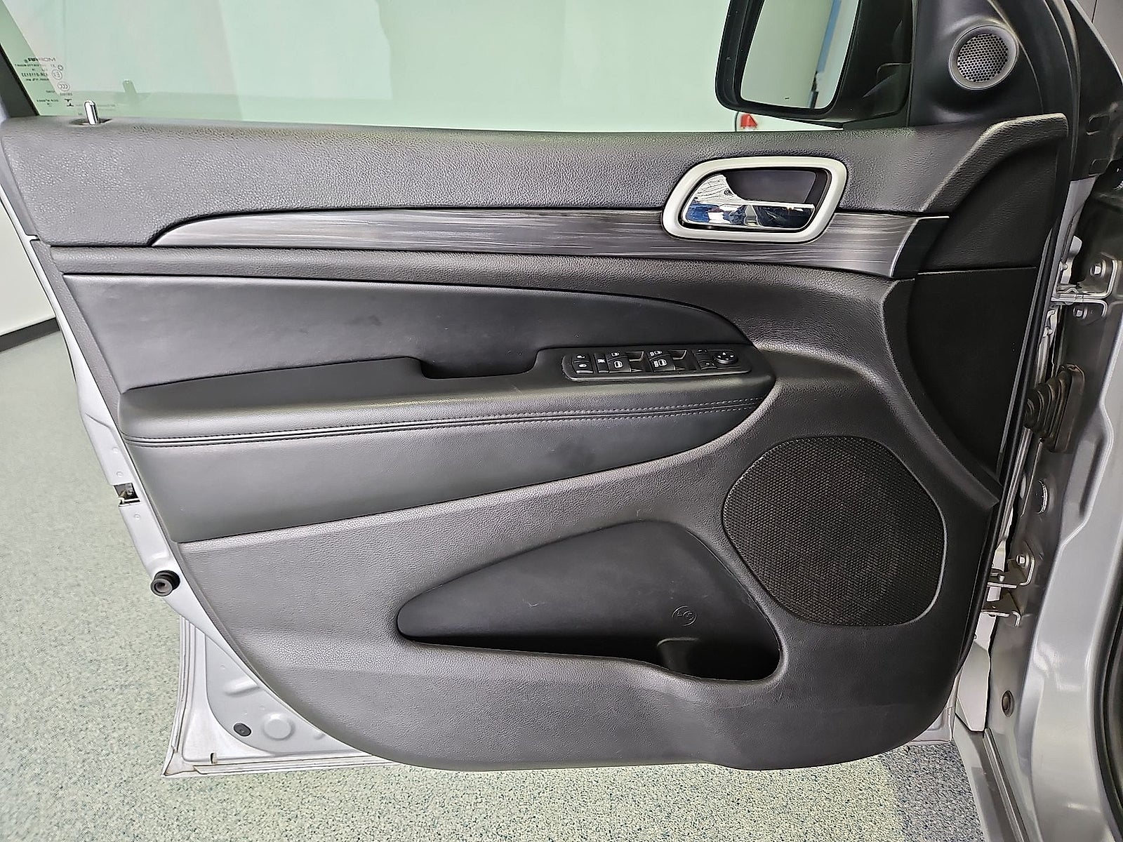 2019 Jeep Grand Cherokee Altitude 4x2