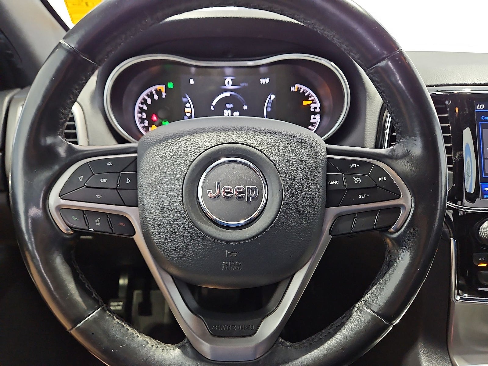 2019 Jeep Grand Cherokee Altitude 4x2