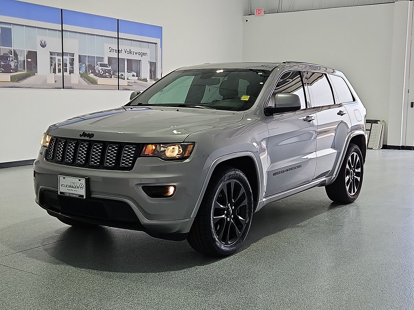 2019 Jeep Grand Cherokee Altitude 4x2