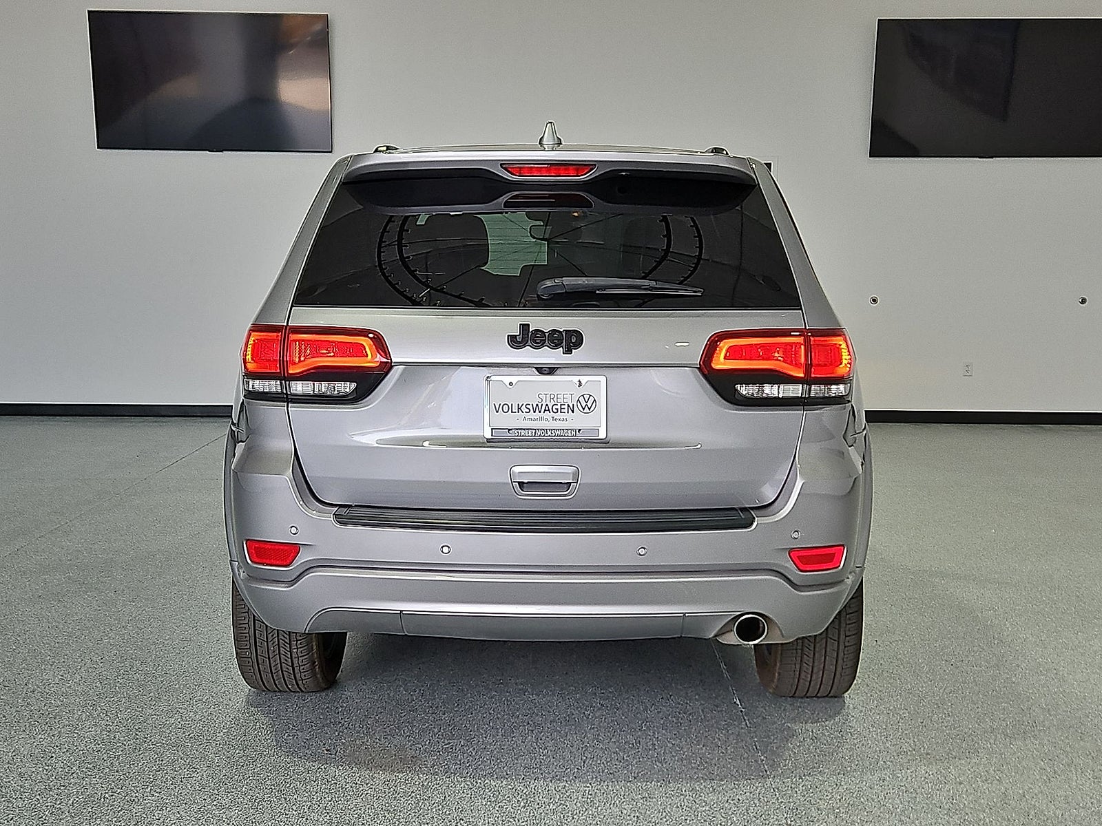 2019 Jeep Grand Cherokee Altitude 4x2