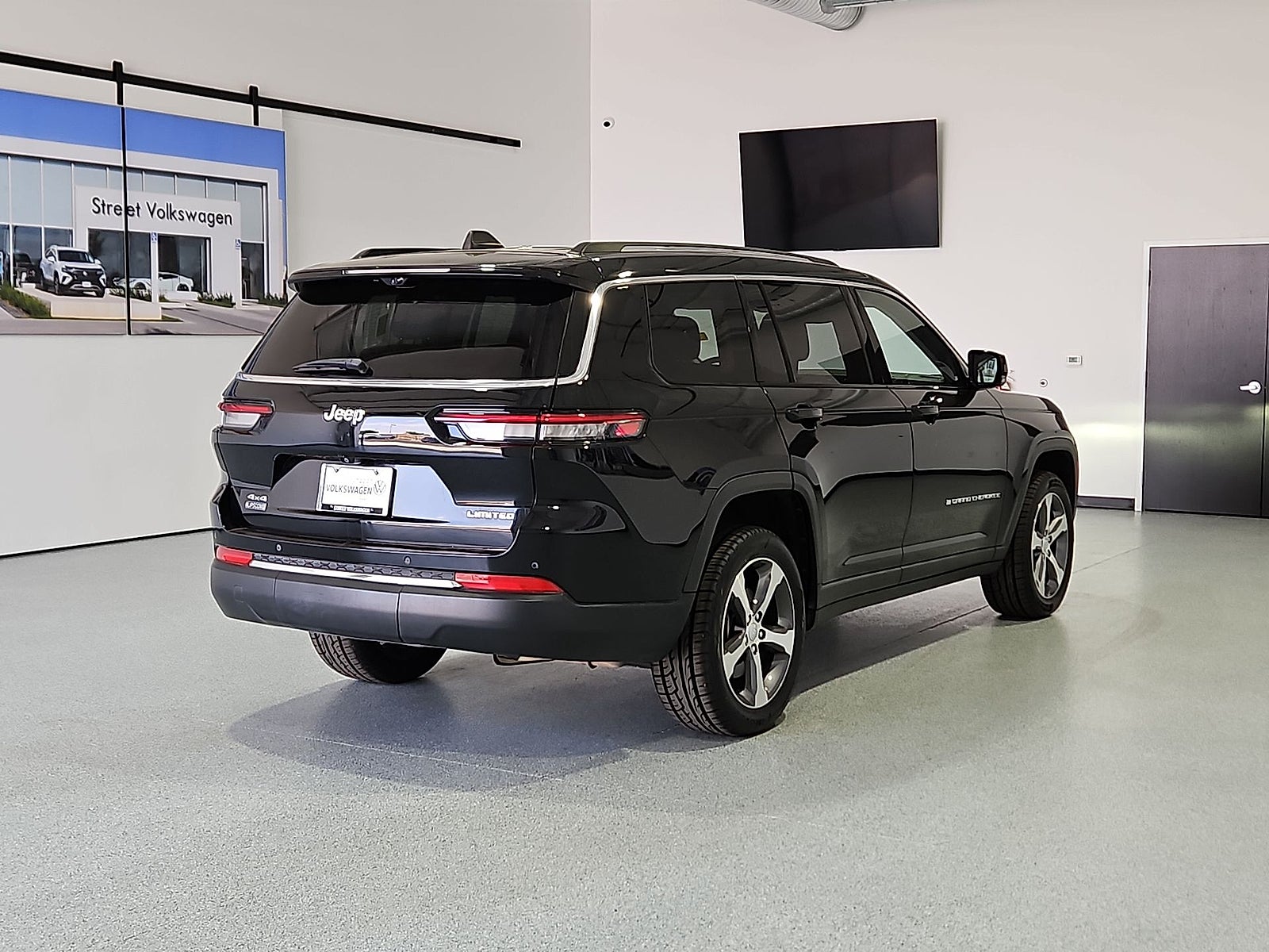 2023 Jeep Grand Cherokee L Limited 4x4