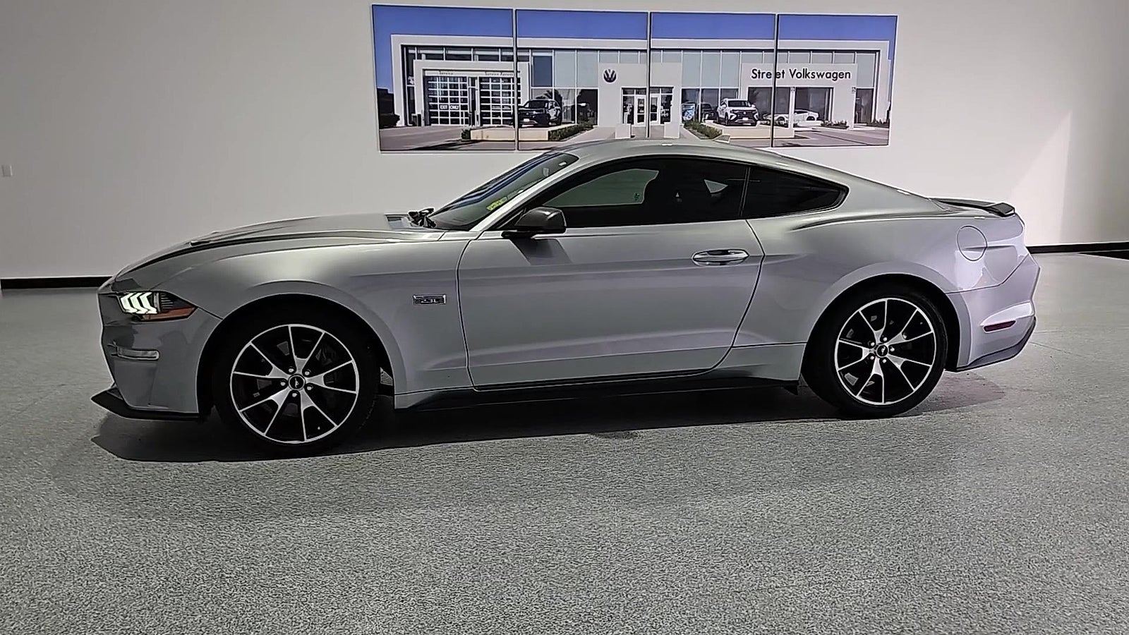 2020 Ford Mustang EcoBoost Fastback