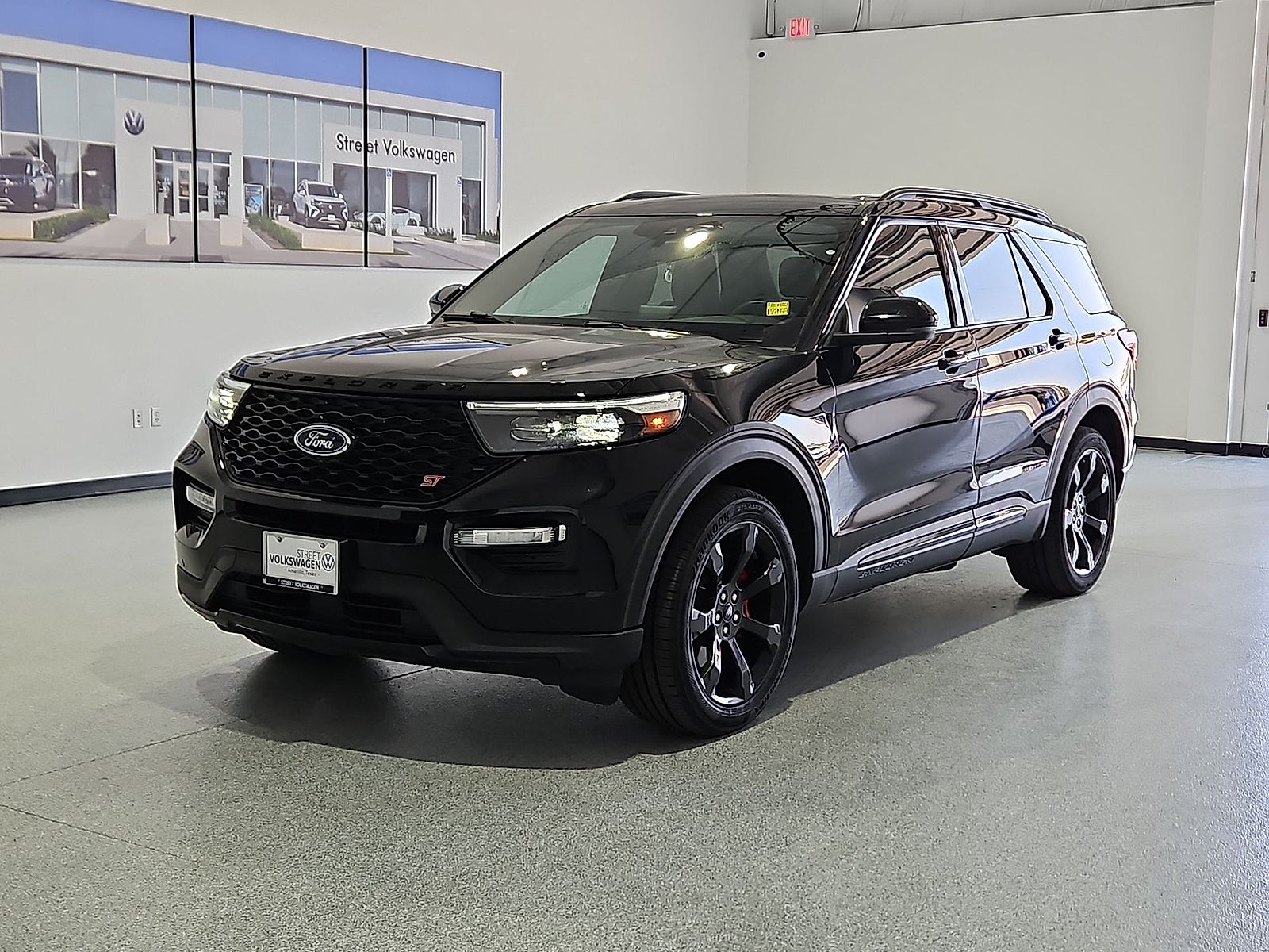 2023 Ford Explorer ST