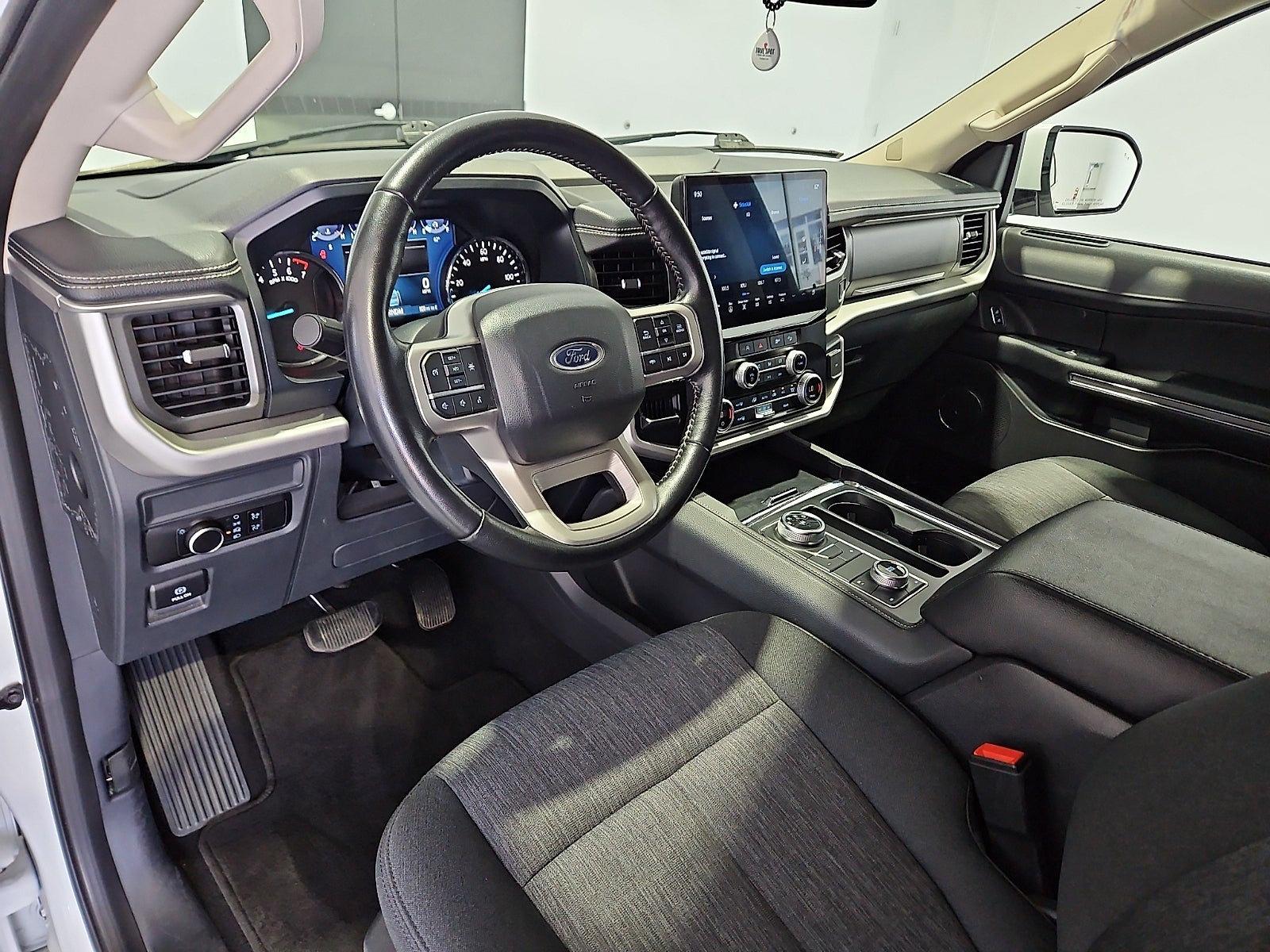 2024 Ford Expedition XLT MAX
