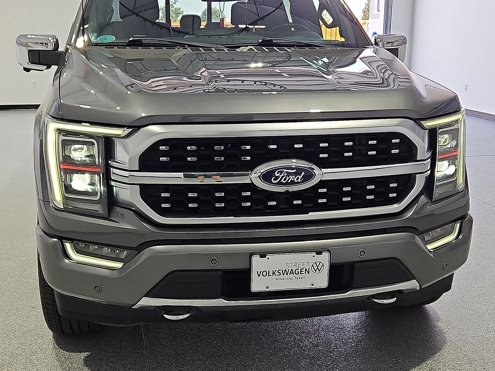 2022 Ford F-150 Platinum
