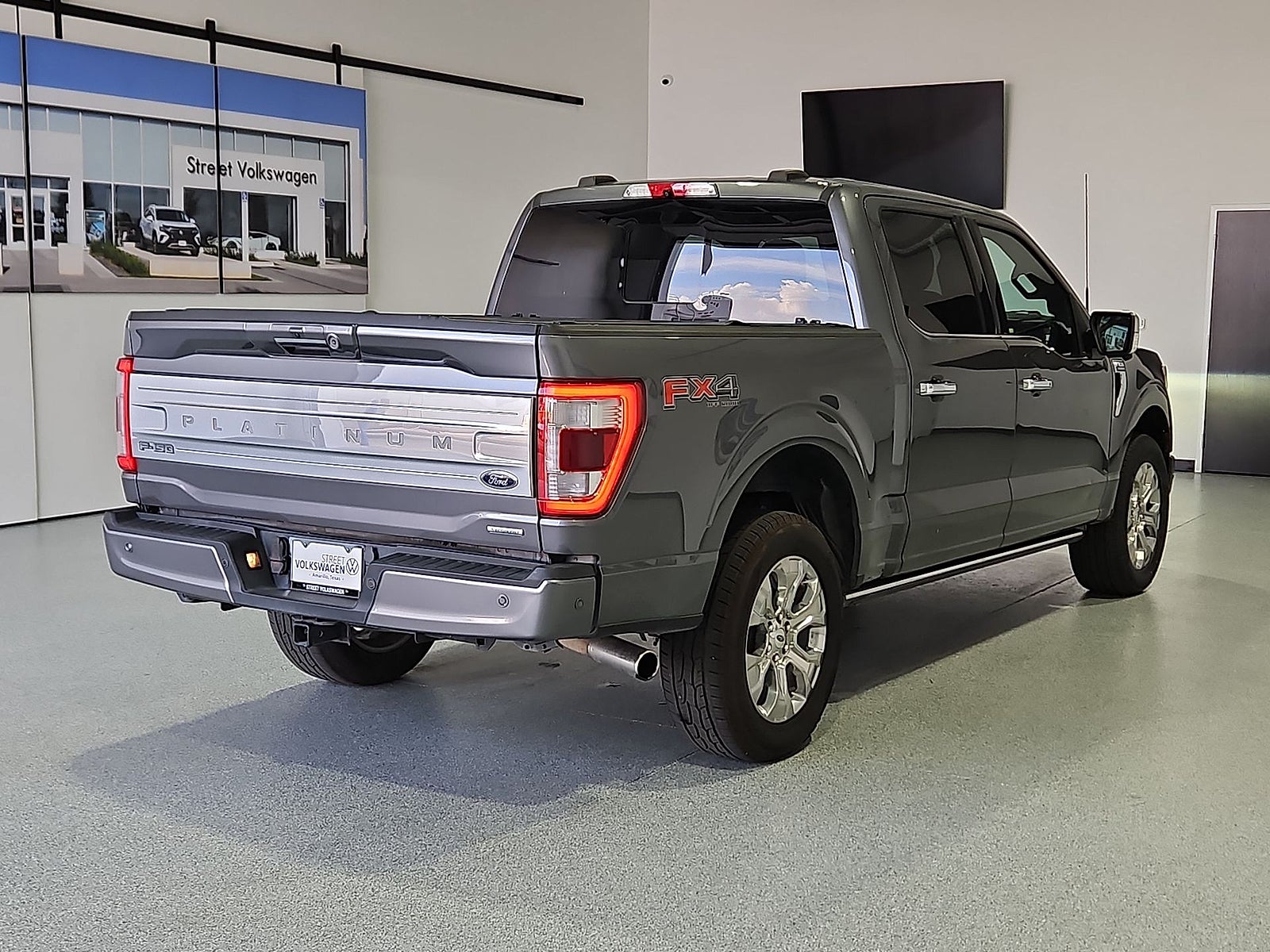 2022 Ford F-150 Platinum