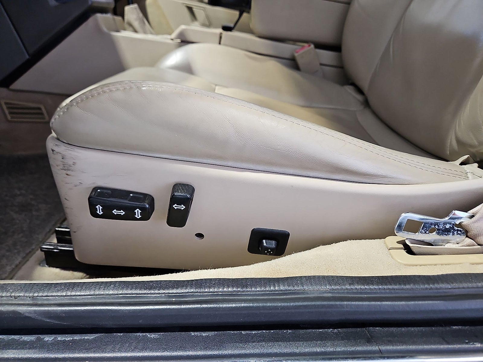 1993 Cadillac Allante Coupe
