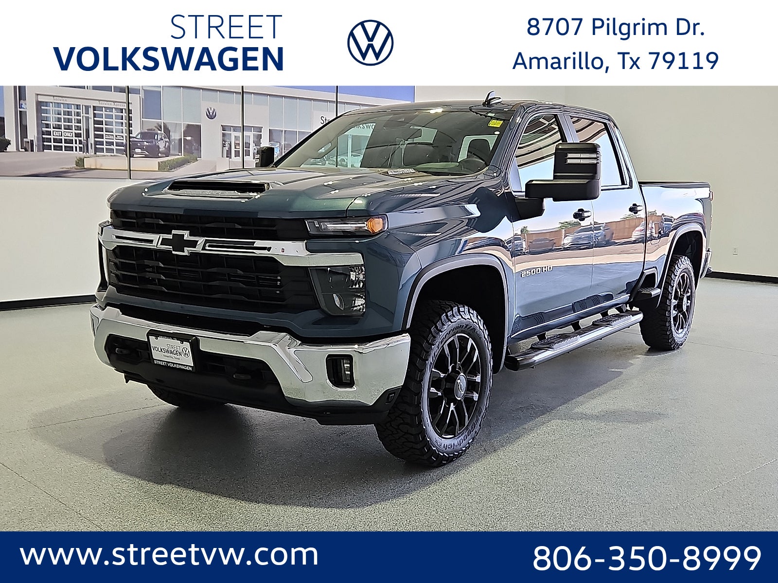 2025 Chevrolet Silverado HD LT 4WD Crew Cab Standard Box's photo