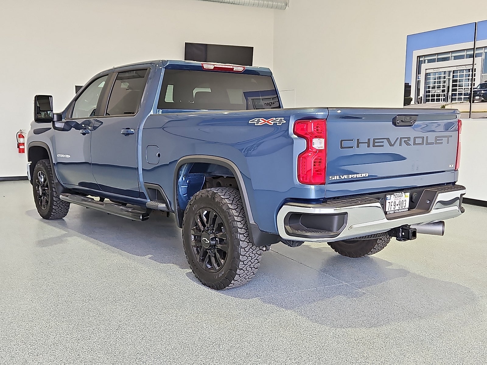 2025 Chevrolet Silverado 2500HD 4WD Crew Cab Standard Bed LT