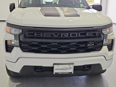 2022 Chevrolet Silverado 1500 2WD Crew Cab Short Bed Custom