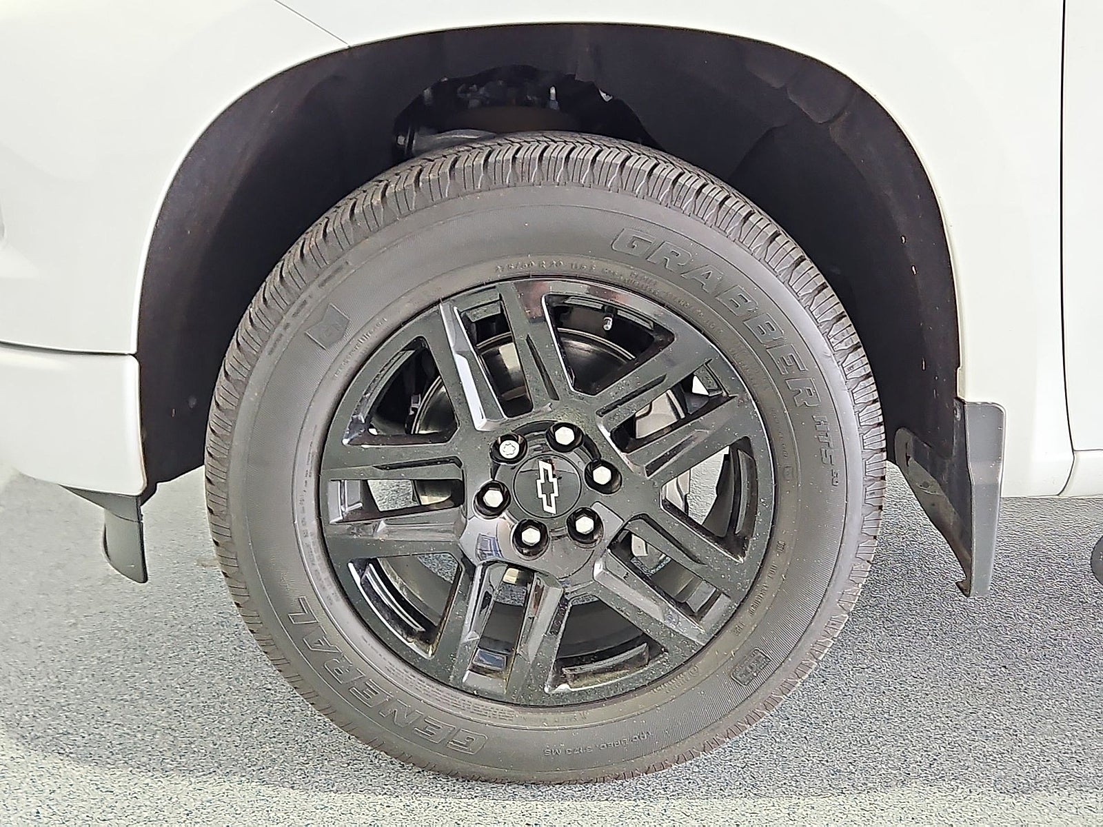 2022 Chevrolet Silverado 1500 2WD Crew Cab Short Bed Custom