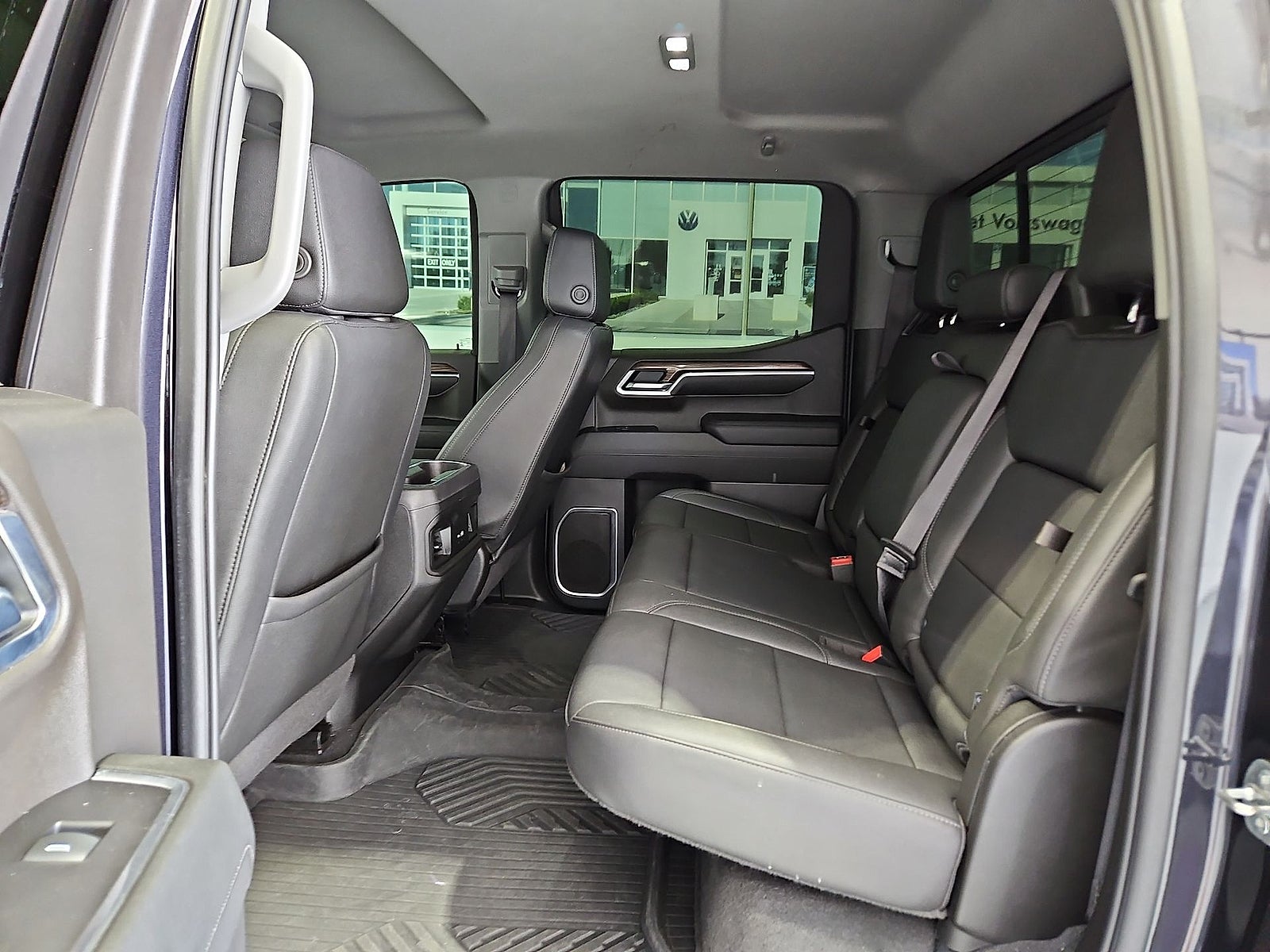 2022 Chevrolet Silverado 1500 4WD Crew Cab Short Bed RST