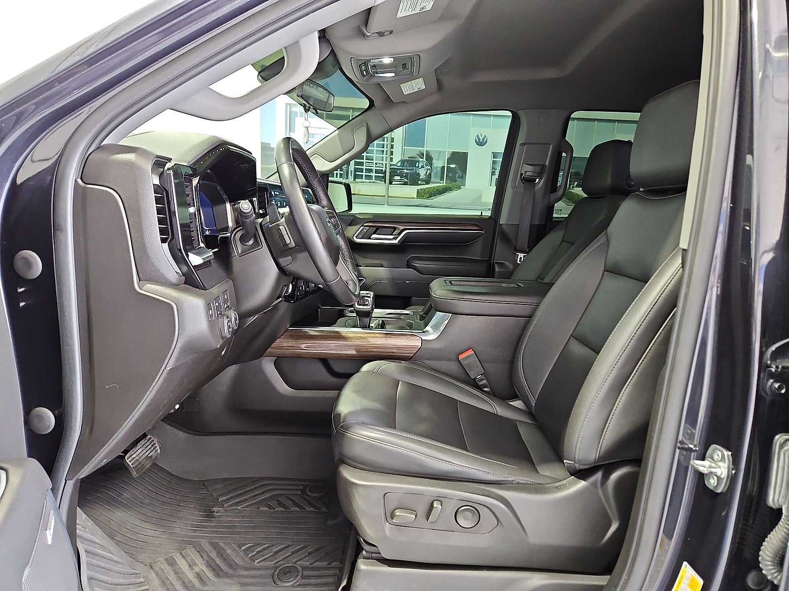 2022 Chevrolet Silverado 1500 4WD Crew Cab Short Bed RST