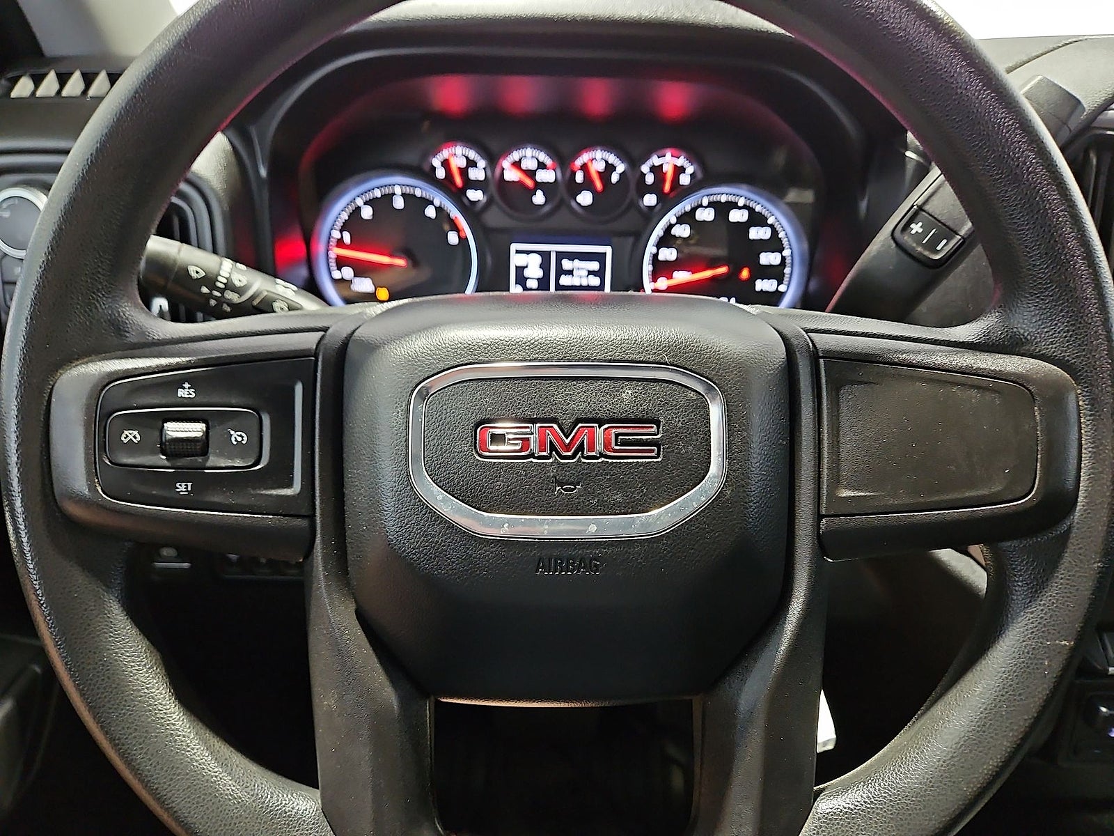 2021 GMC Sierra 3500HD Chassis 4WD Crew Cab 177 WB, 60" CA"