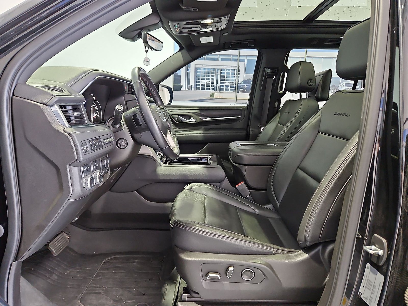 2021 GMC Yukon 4WD Denali