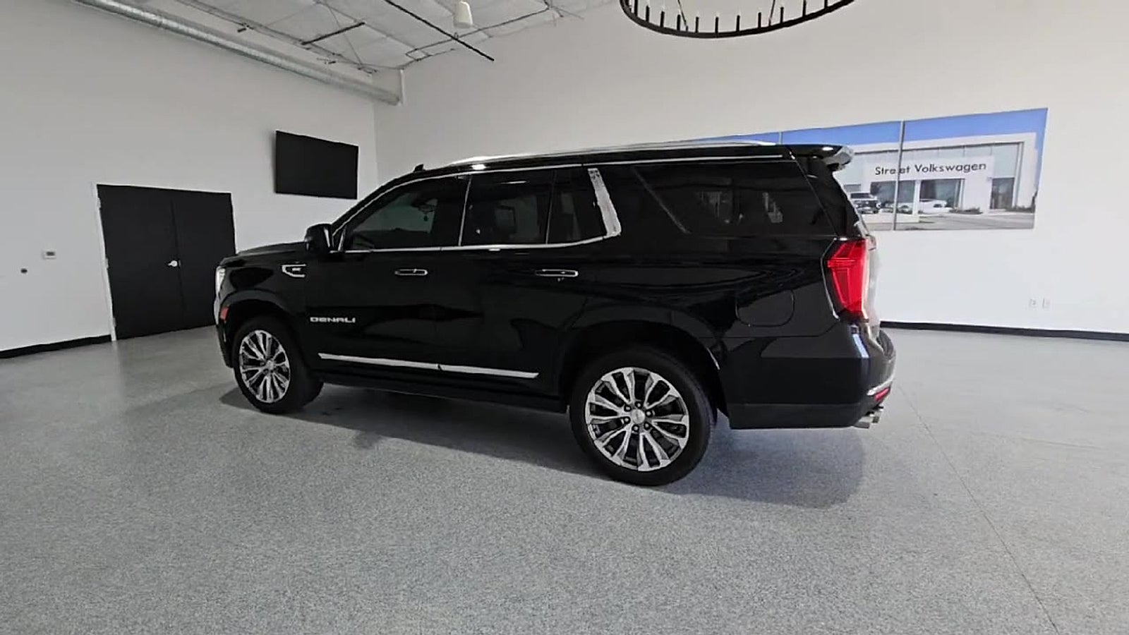 2021 GMC Yukon 4WD Denali