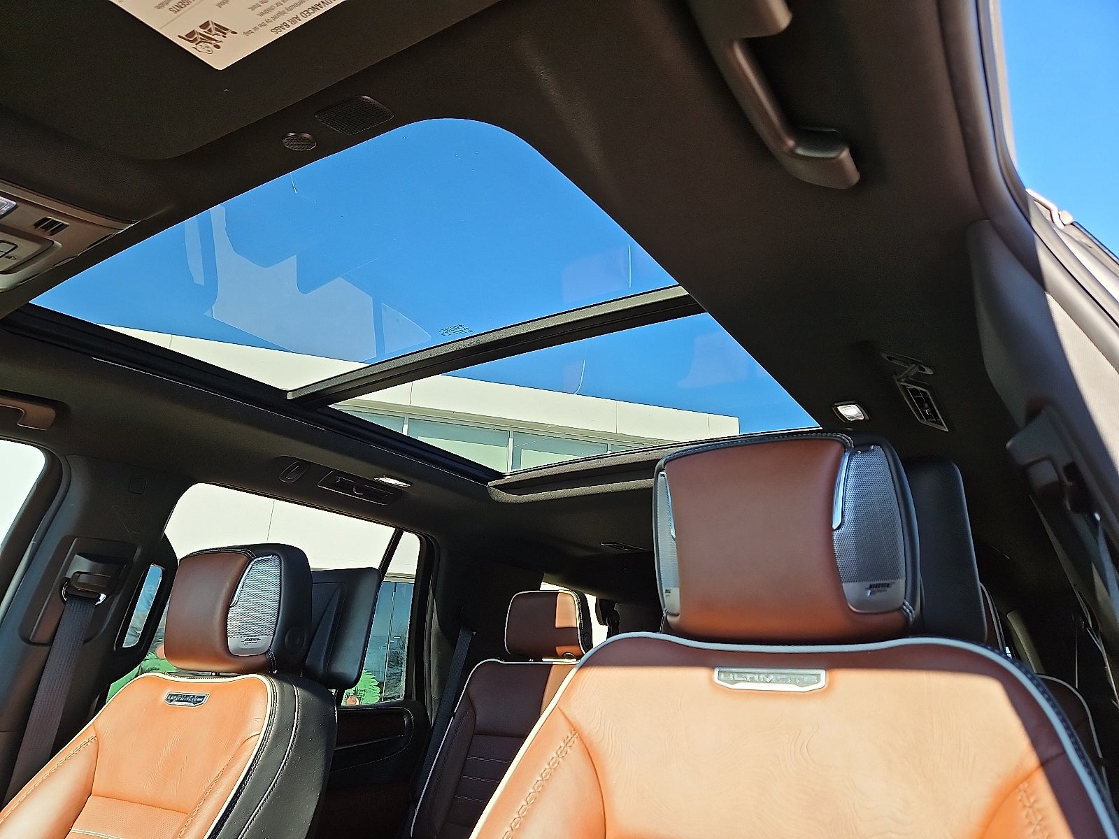 2024 GMC Yukon Denali Ultimate