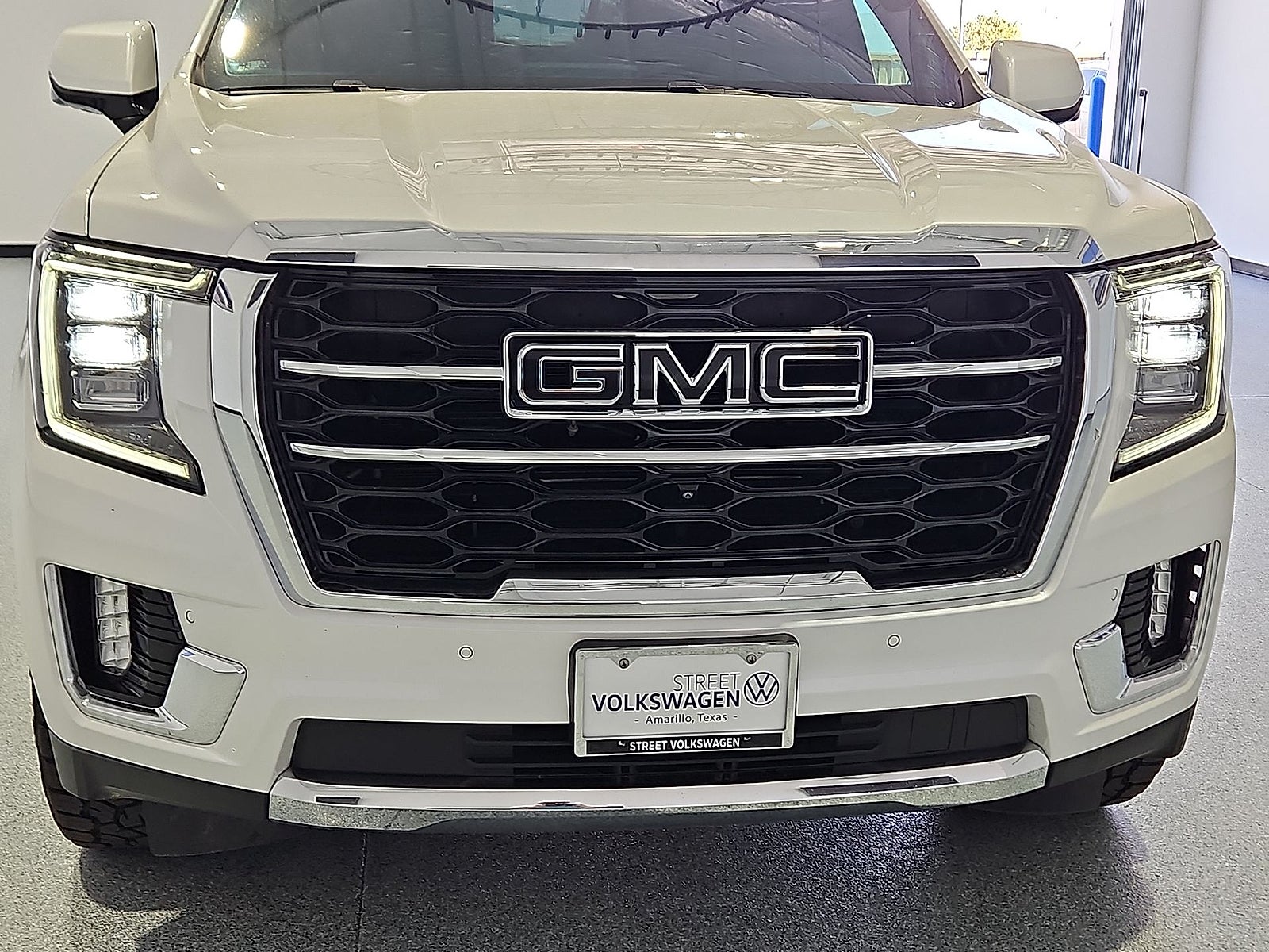 2024 GMC Yukon XL 4WD SLT