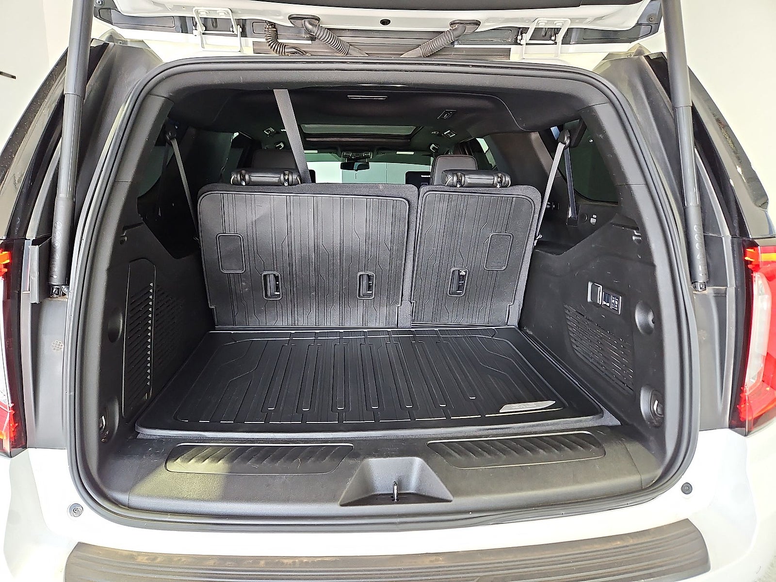 2024 GMC Yukon XL 4WD SLT