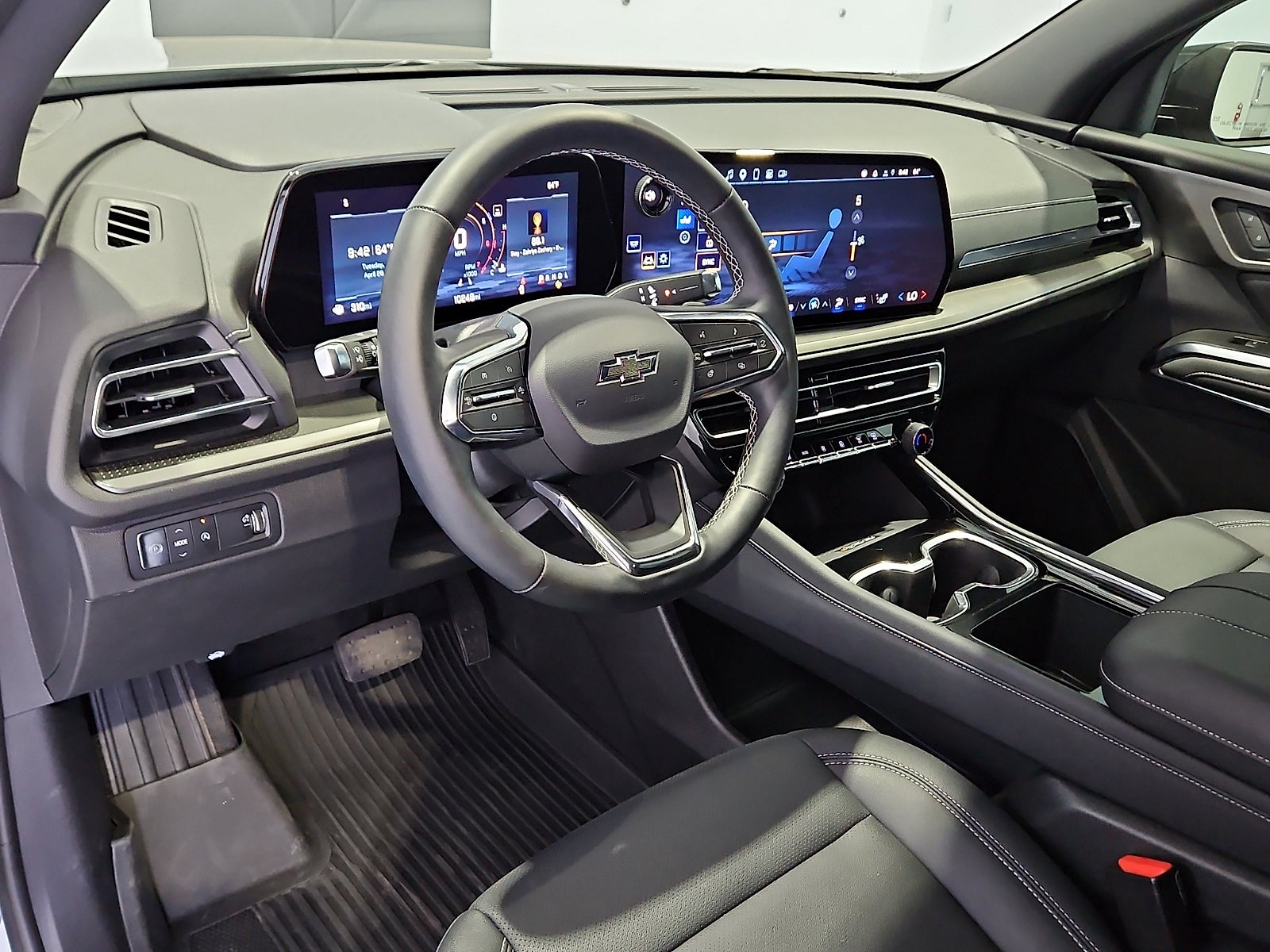 2025 Chevrolet Traverse FWD LT