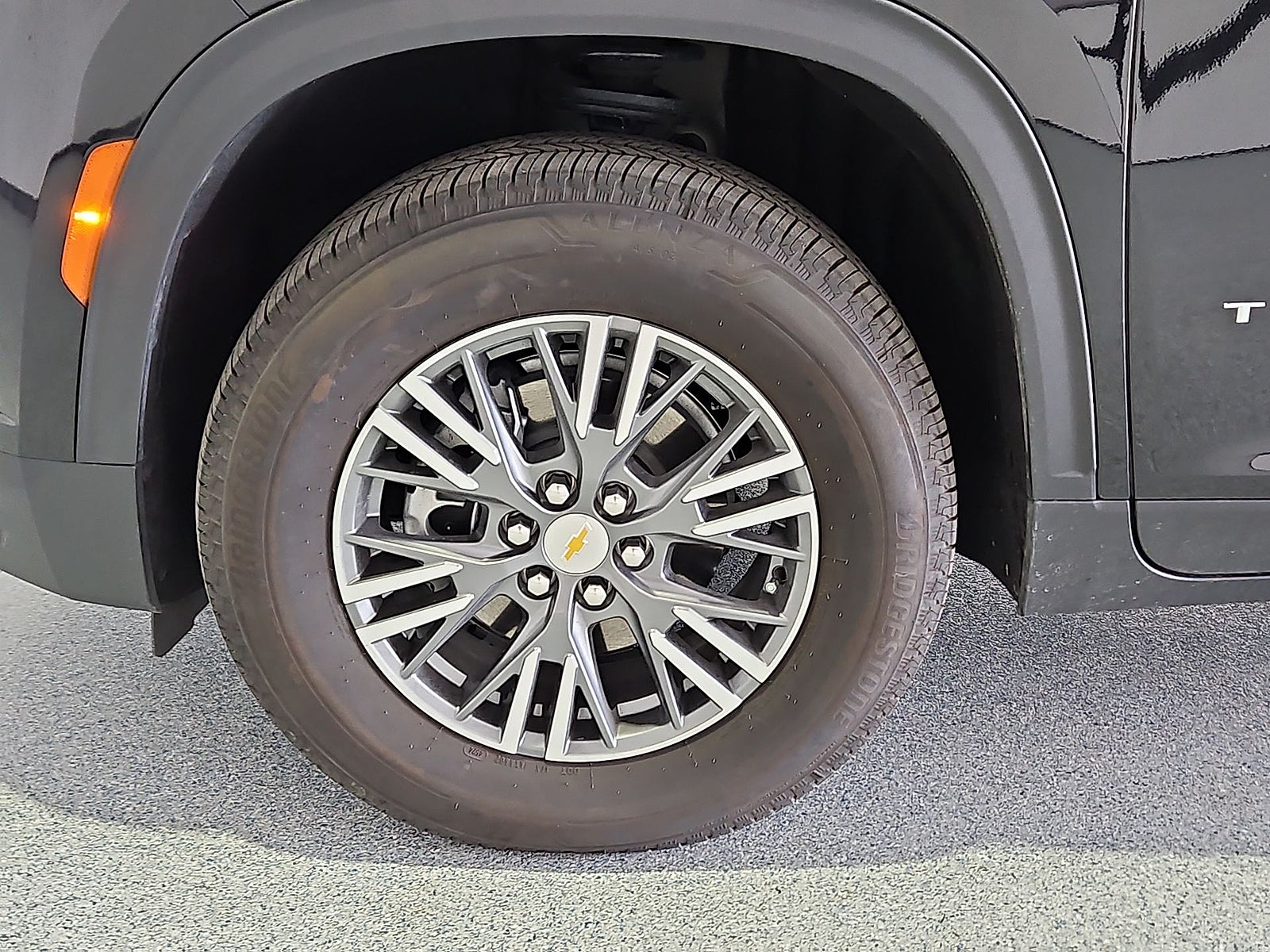 2025 Chevrolet Traverse FWD LT