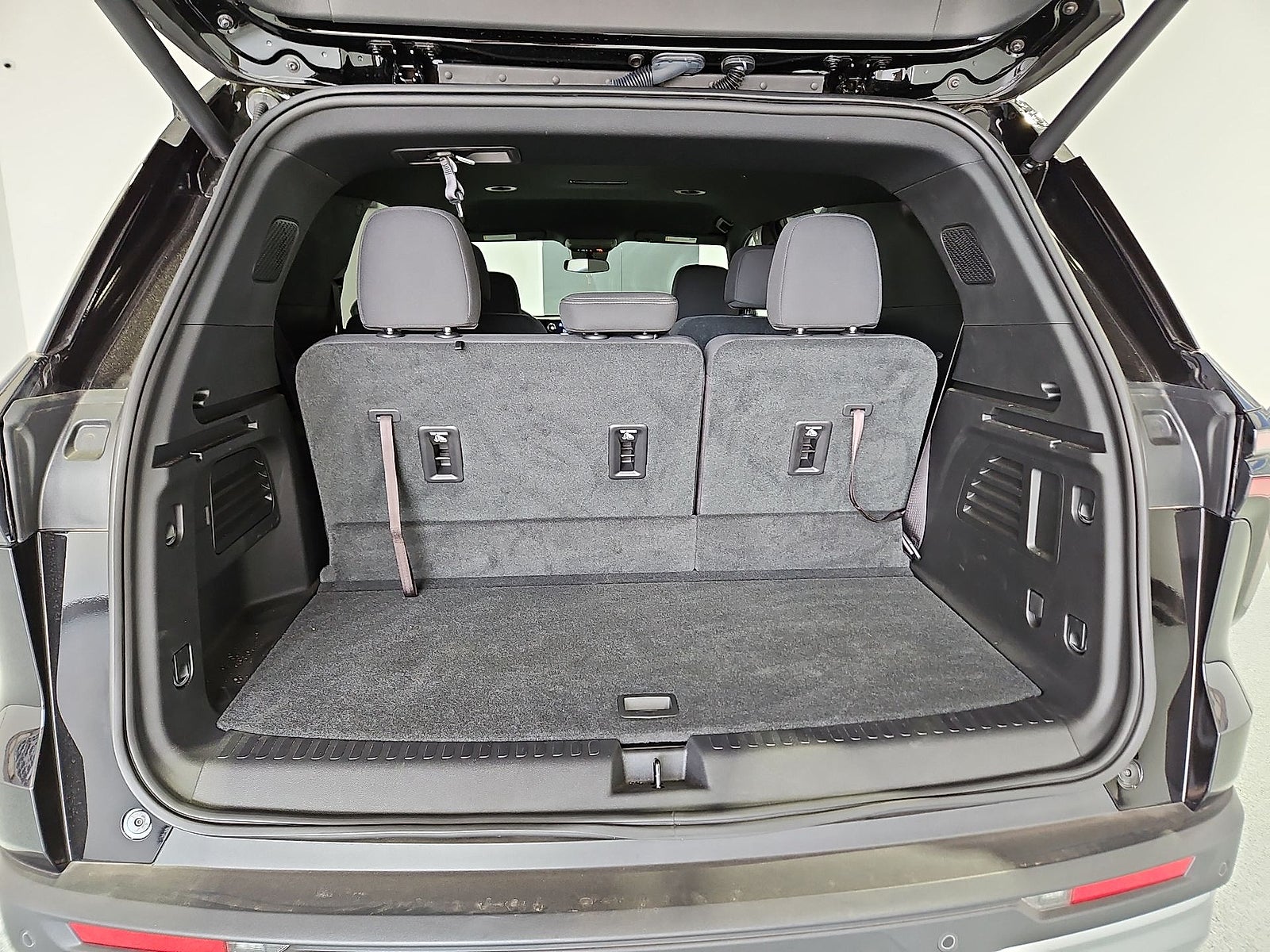 2025 Chevrolet Traverse FWD LT