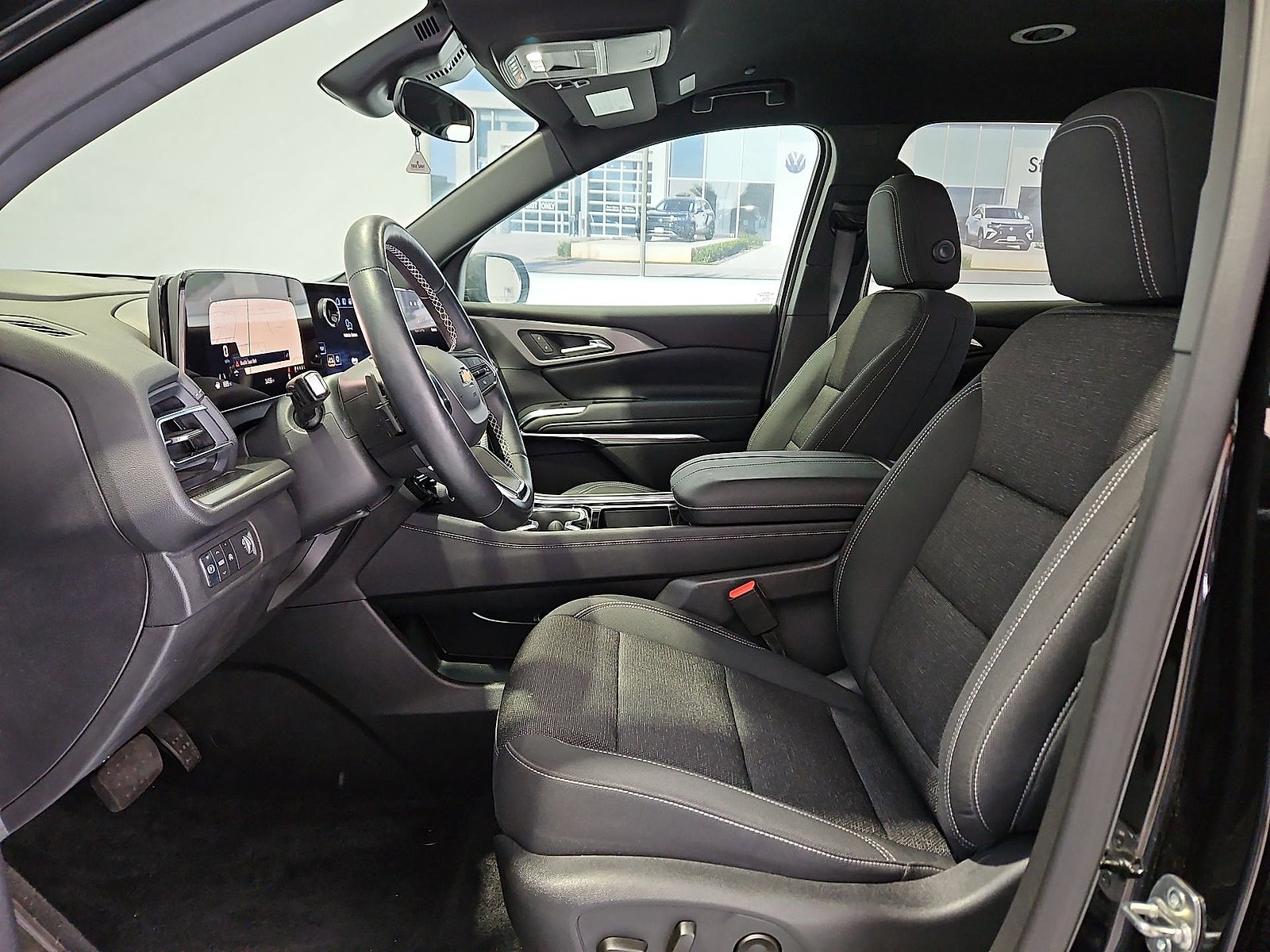 2025 Chevrolet Traverse FWD LT