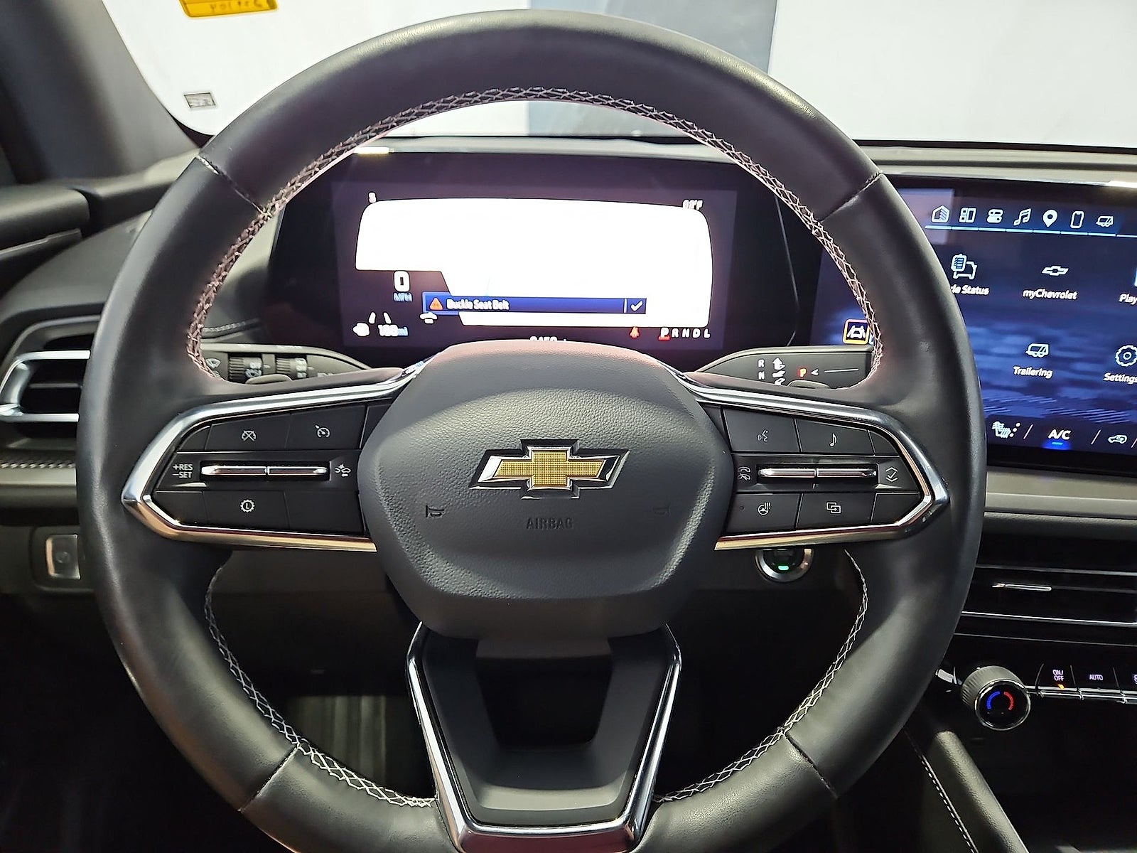 2025 Chevrolet Traverse FWD LT