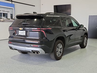 2025 Chevrolet Traverse FWD LT