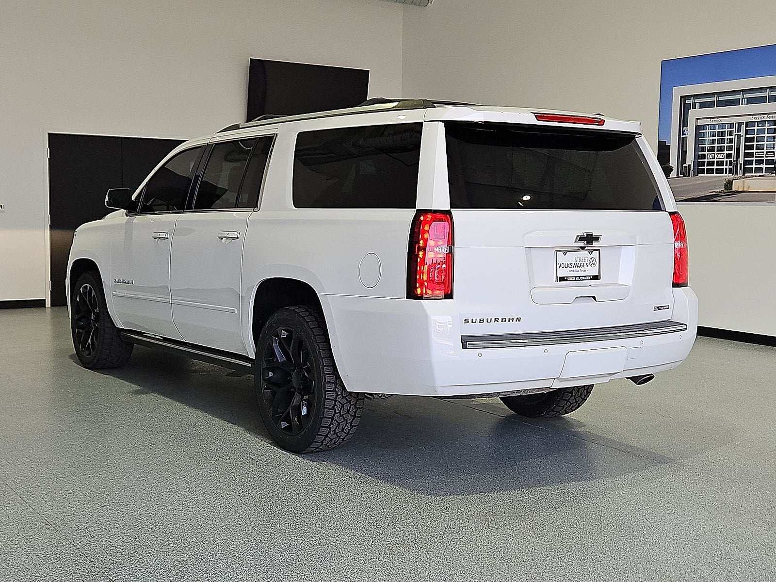 2018 Chevrolet Suburban Premier