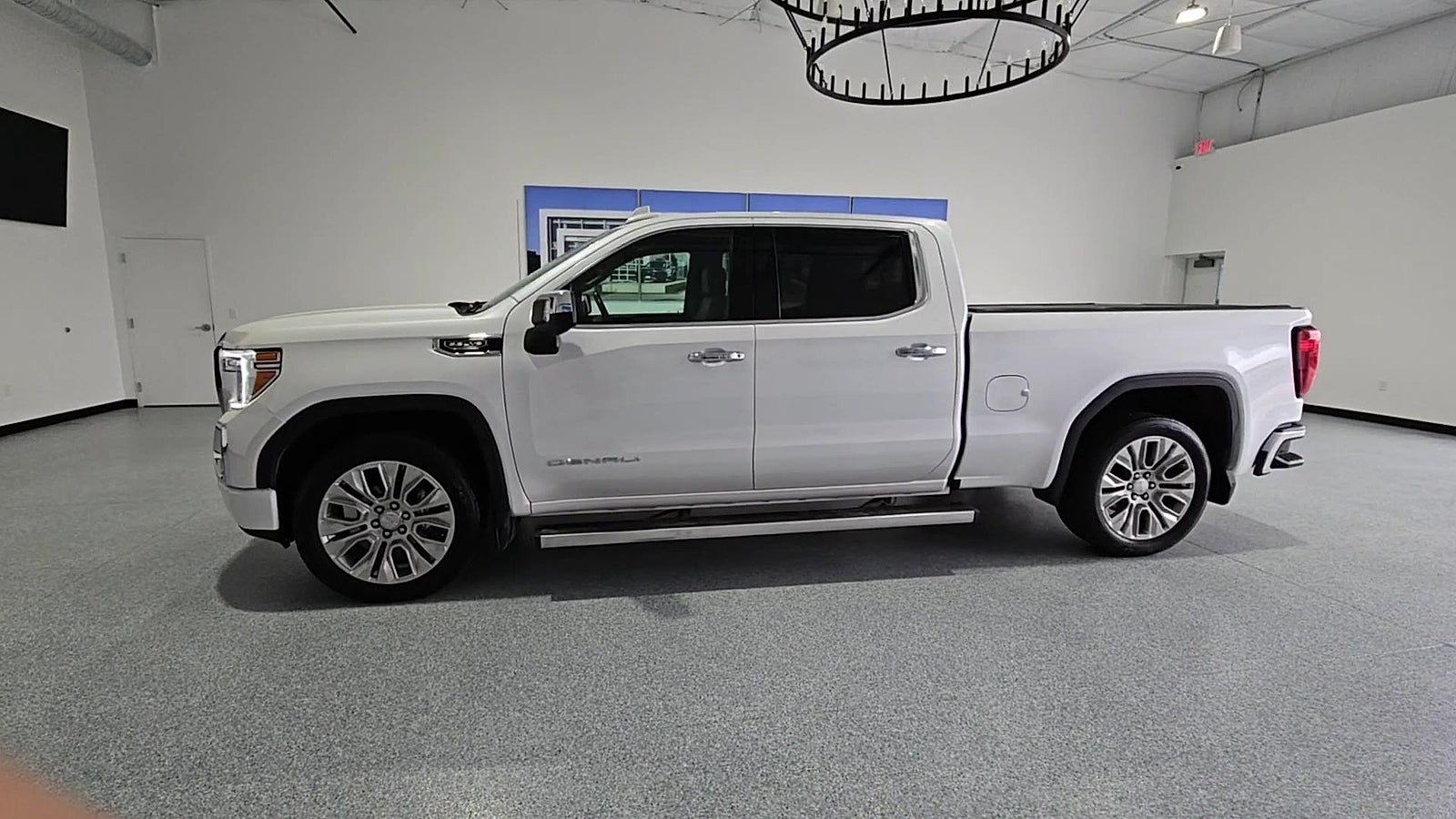 2022 GMC Sierra 1500 Limited 4WD Crew Cab Standard Box Denali