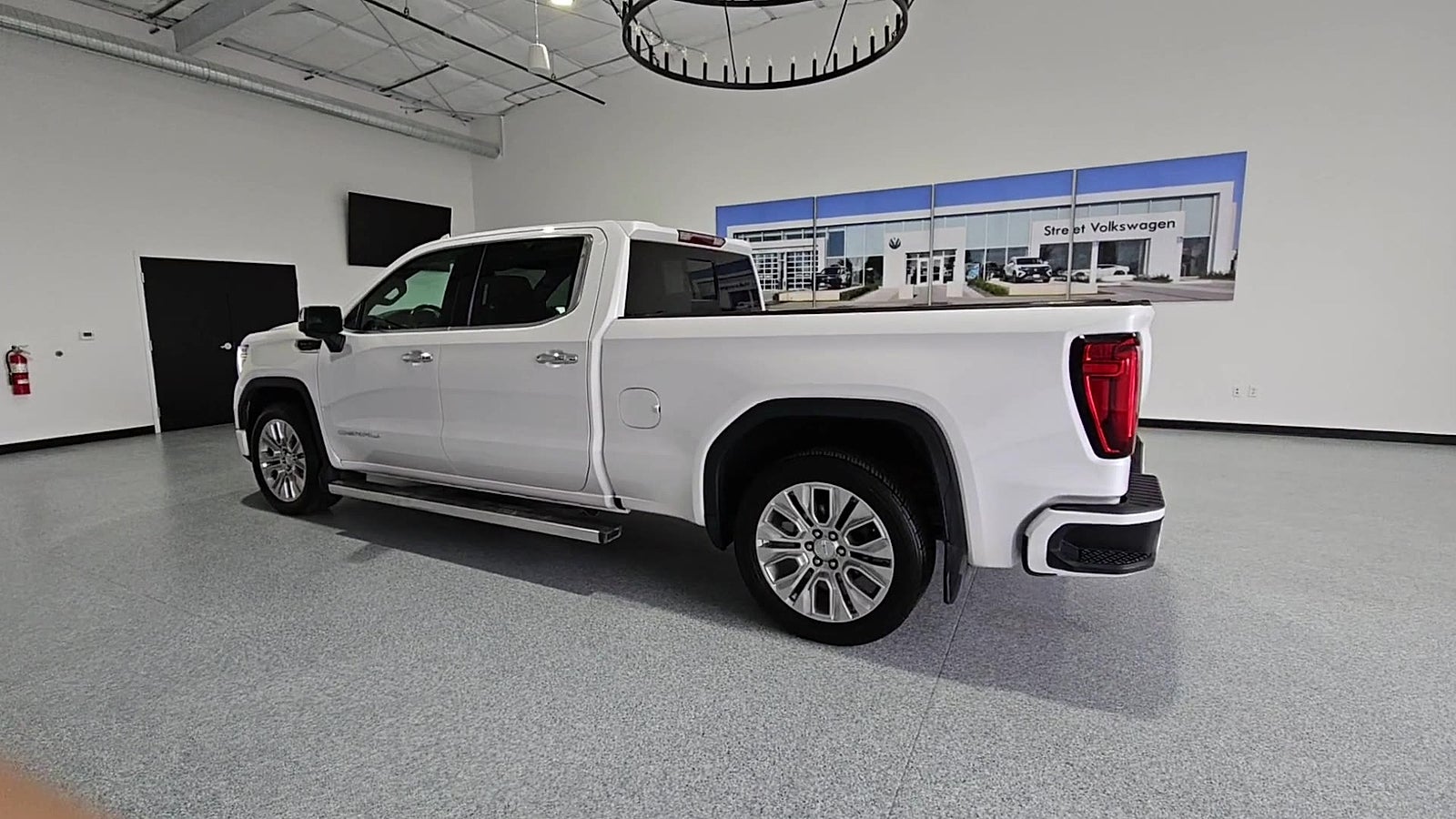 2022 GMC Sierra 1500 Limited 4WD Crew Cab Standard Box Denali