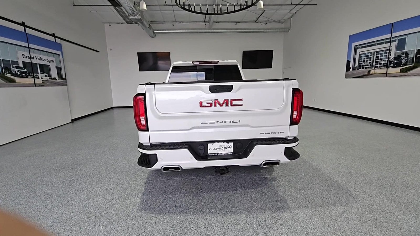 2022 GMC Sierra 1500 Limited 4WD Crew Cab Standard Box Denali