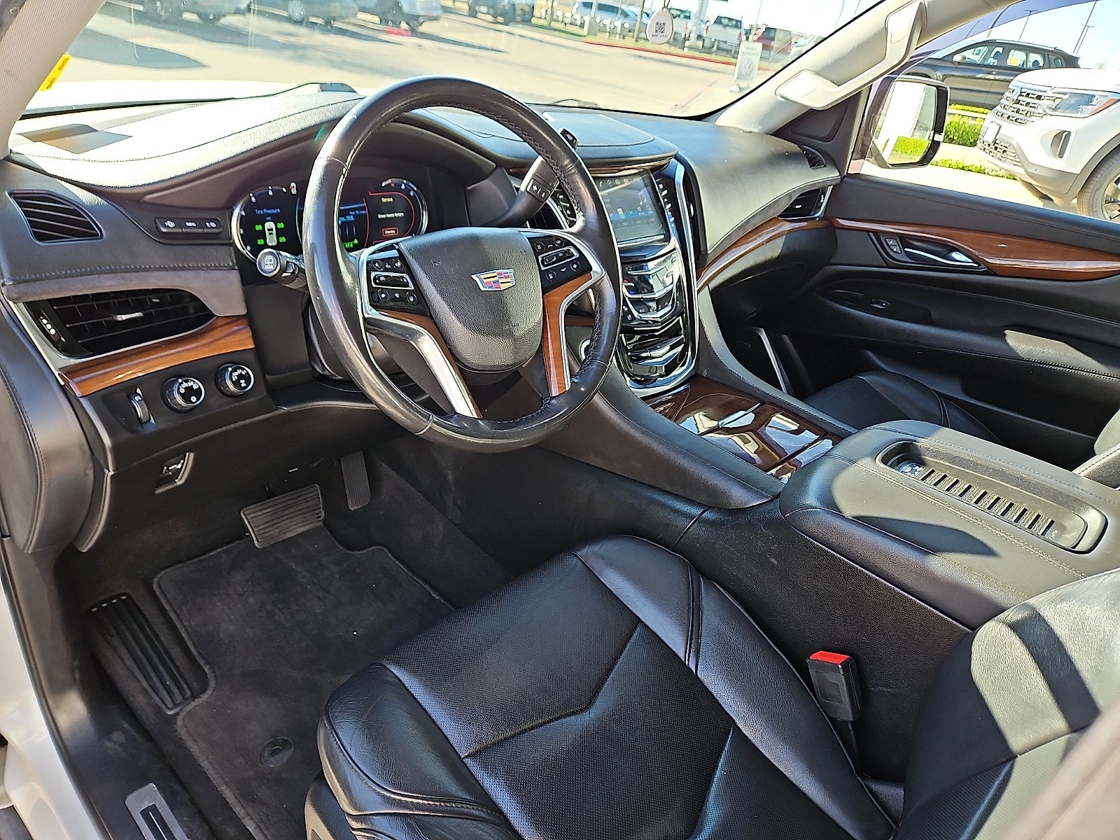 2018 Cadillac Escalade Premium Luxury