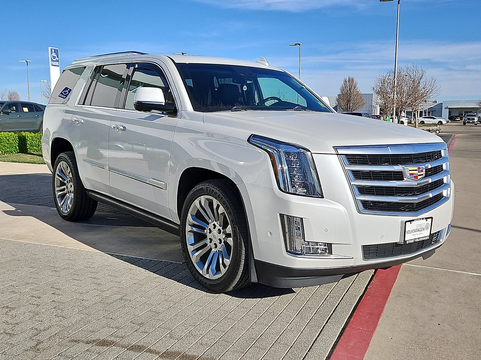 2018 Cadillac Escalade Premium Luxury