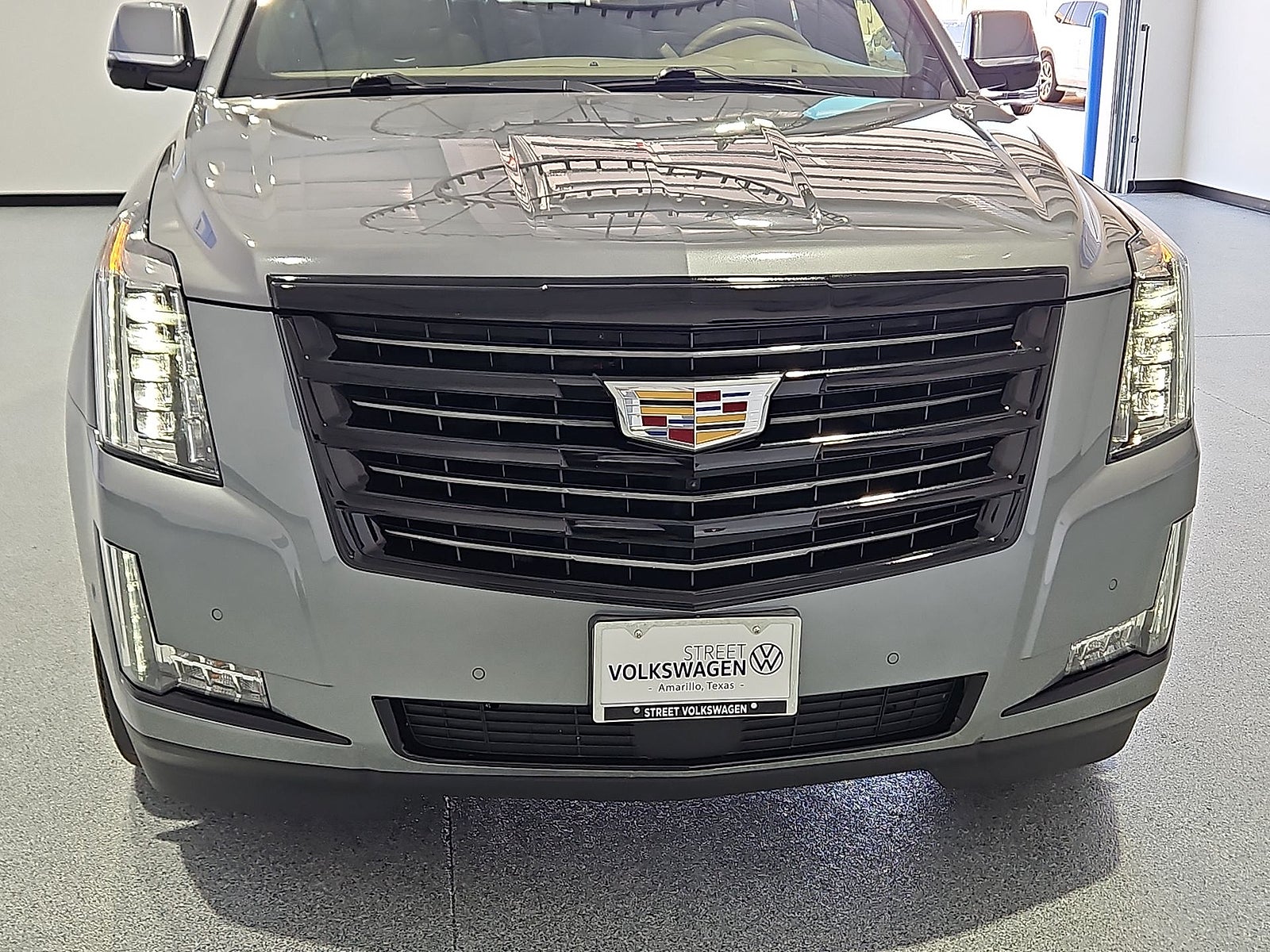 2020 Cadillac Escalade 4WD Platinum