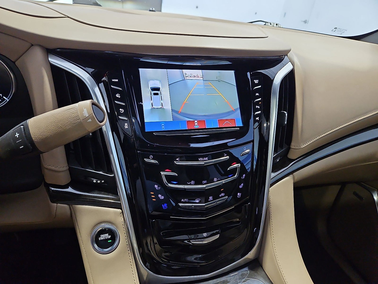 2020 Cadillac Escalade 4WD Platinum