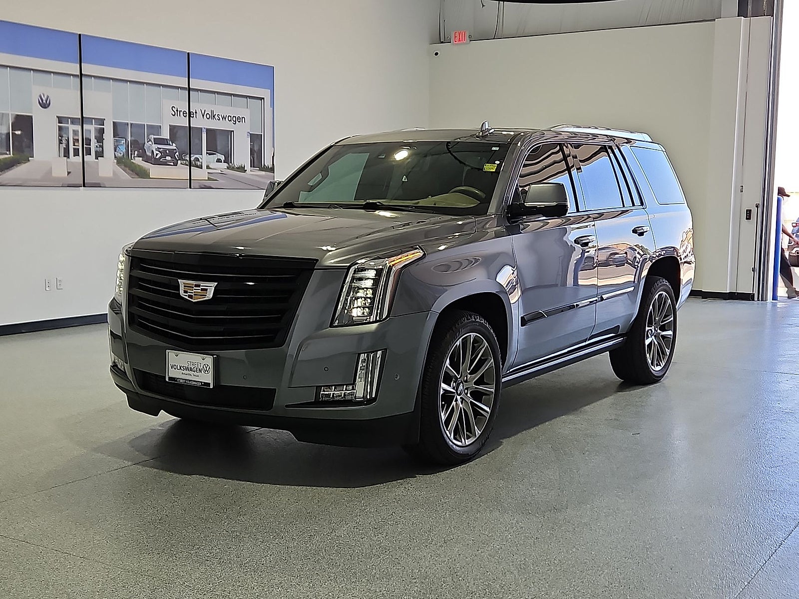 2020 Cadillac Escalade 4WD Platinum