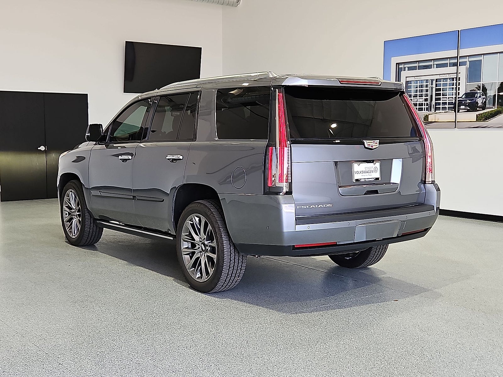 2020 Cadillac Escalade 4WD Platinum
