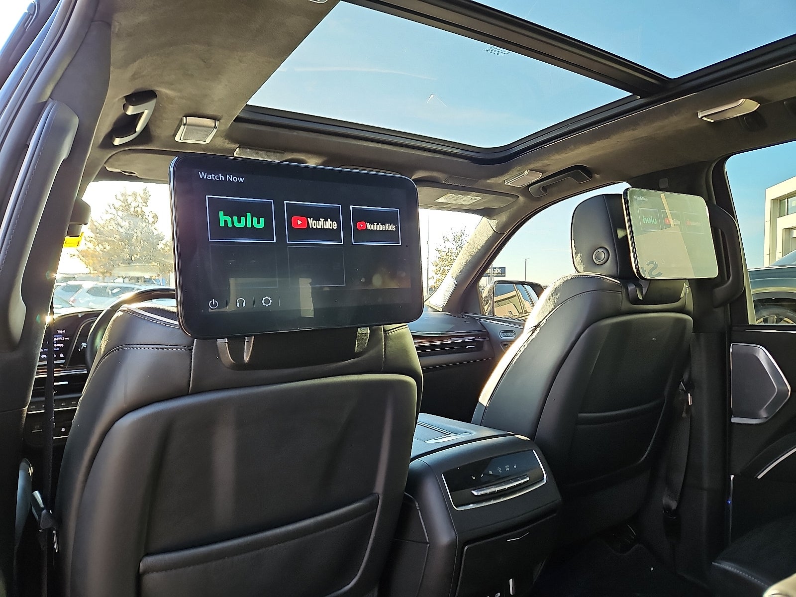 2023 Cadillac Escalade Sport Platinum