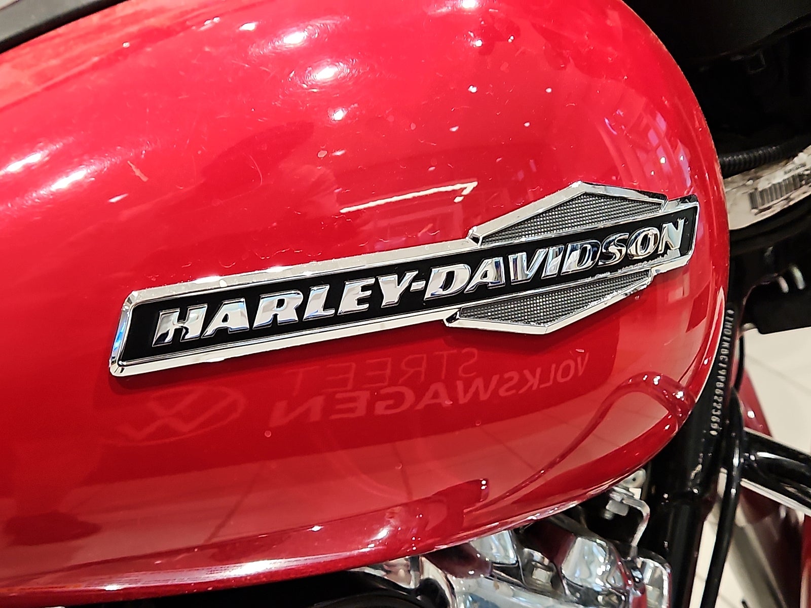 2023 HARLEY DAVIDSON STREET GLIDE Base