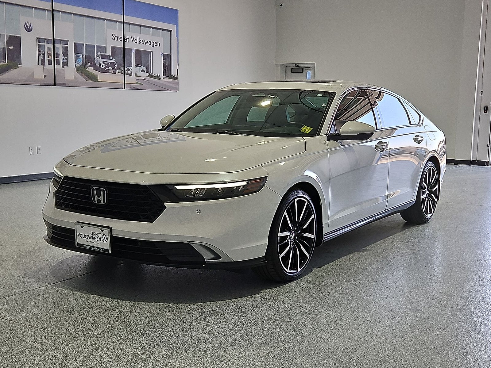 2023 Honda Accord Hybrid Touring