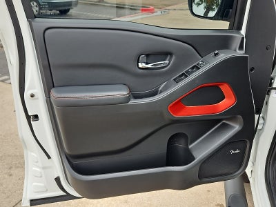 2023 Nissan Frontier Crew Cab PRO-4X 4x4