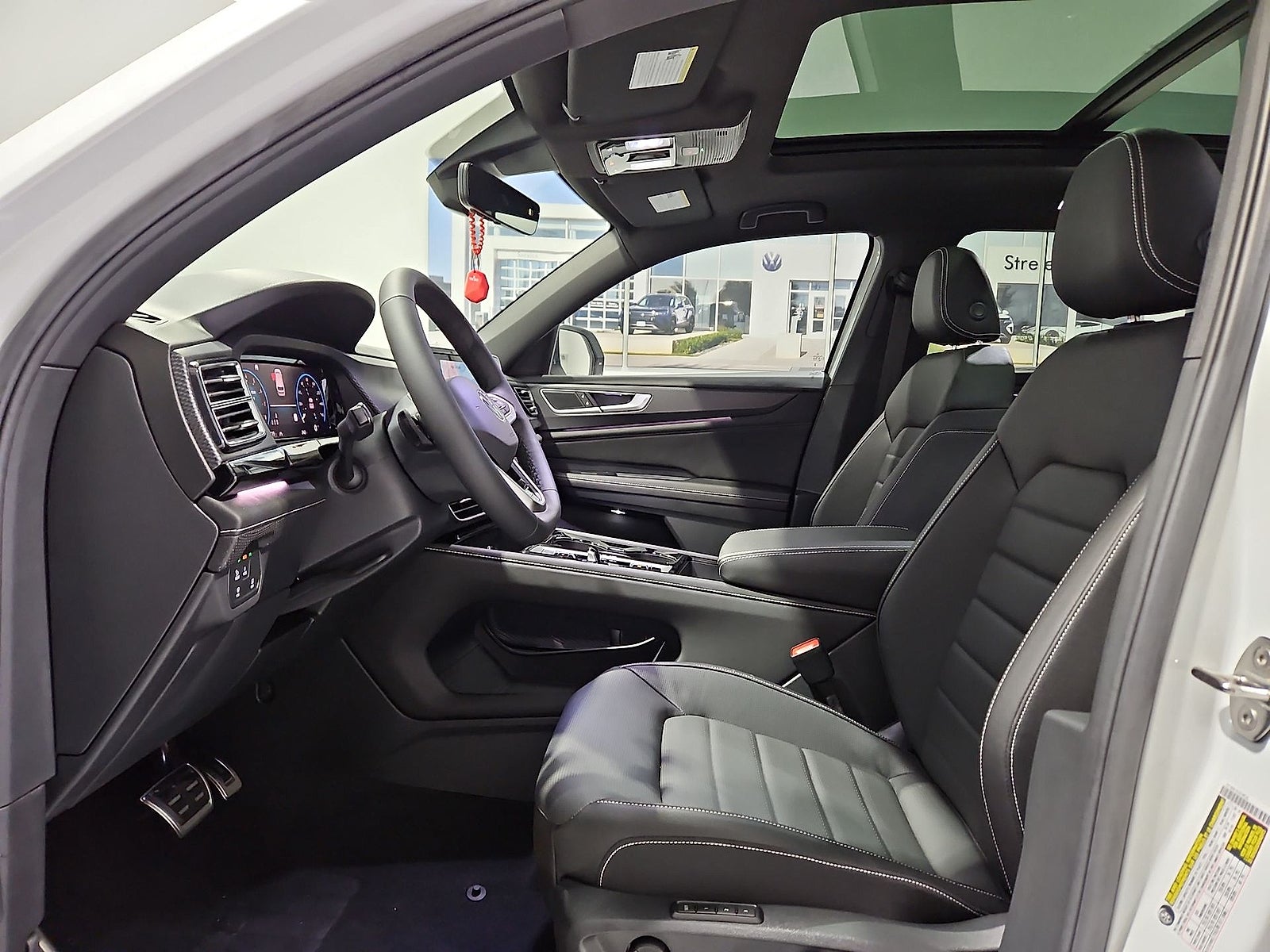 2026 Volkswagen Atlas Cross Sport SEL R-Line Black