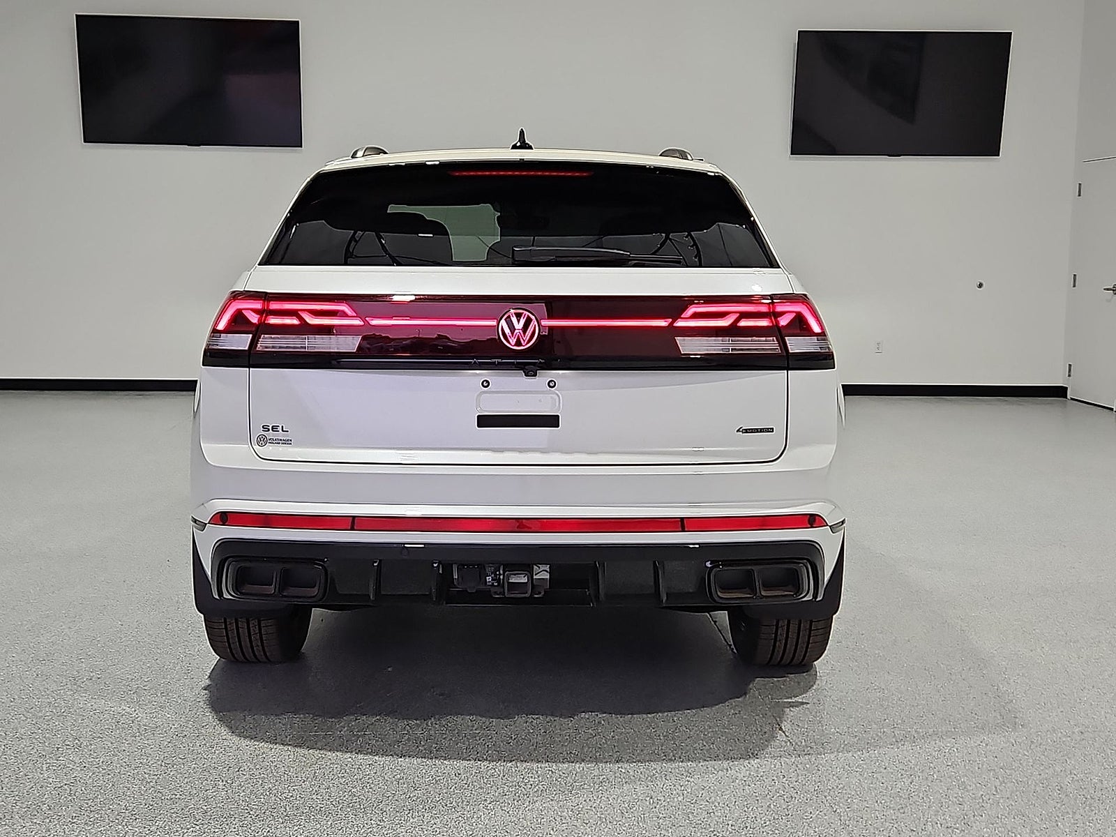 2026 Volkswagen Atlas Cross Sport SEL R-Line Black