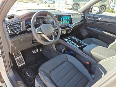 2026 Volkswagen Atlas Cross Sport 2.0T SEL R-Line Black