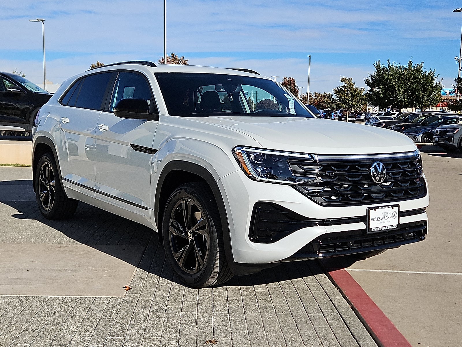 2026 Volkswagen Atlas Cross Sport 2.0T SEL R-Line Black